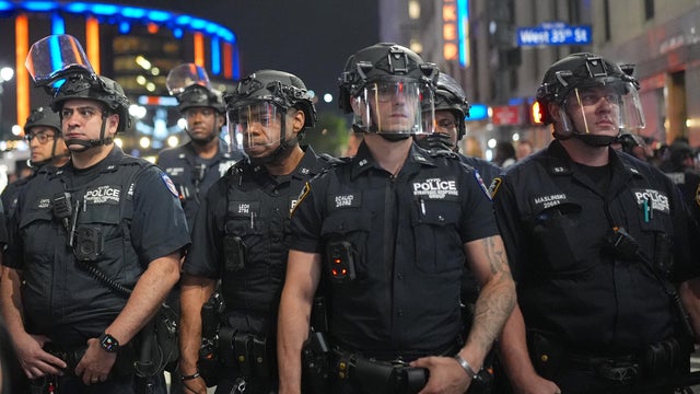 Thousands of Knicks fans caused chaos in Manhattan after historic NBA Finals comeback win 