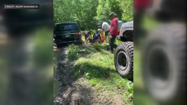 tz-g-vo-mud-rescue-wccoan3h.jpg 