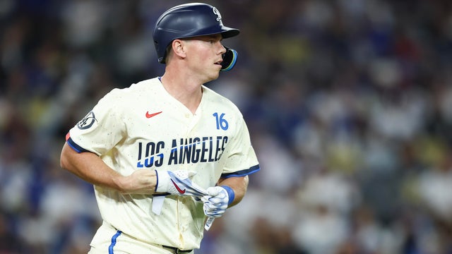 Philadelphia Phillies v Los Angeles Dodgers 
