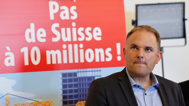 SWITZERLAND-POLITICS-VOTE-IMMIGRATION-MILITARY 