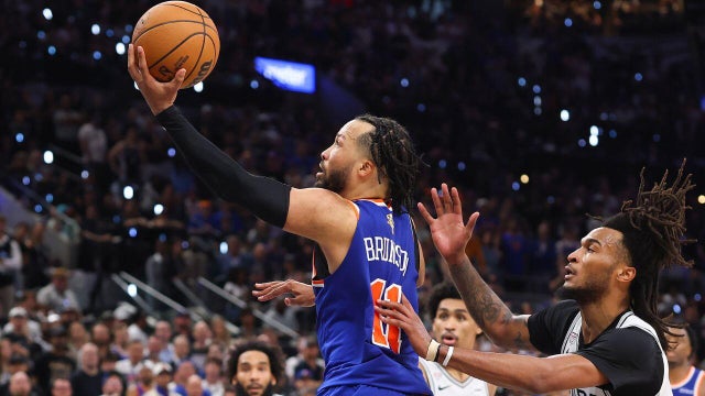 knicks-spurs-game-5-jalen-brunson-2.jpg 