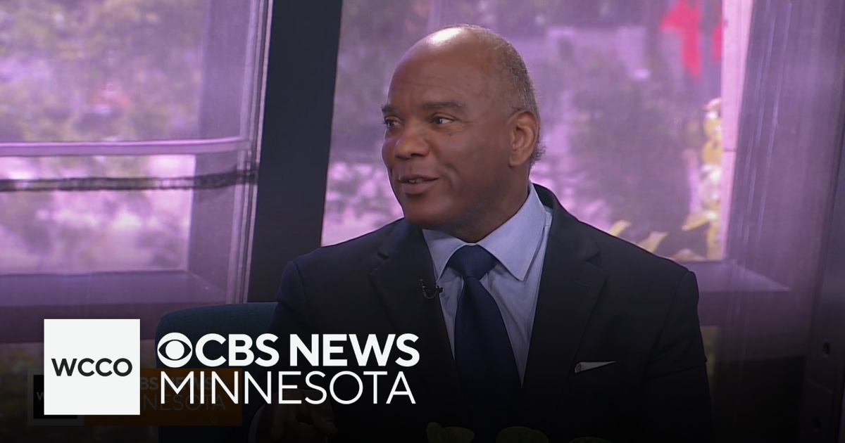 GOP-endorsed Kendall Qualls "confident" he'll win against Amy Klobuchar in Minnesota governor's race