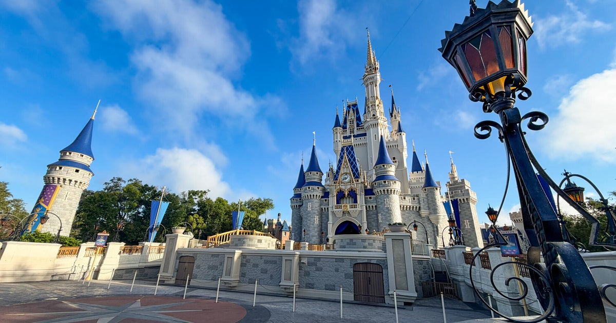 Walt Disney World's Cinderella Castle gets a magical new makeover ...