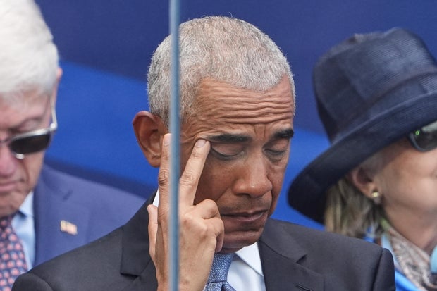 Michelle Obama's speech at center opening moves husband to tears