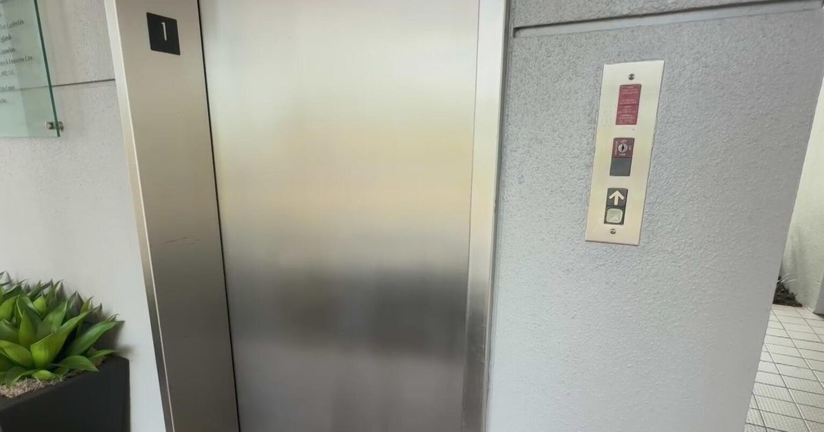 cbsnews.com - Bri  Buckley - Broward medical building report many people trapped in their elevators: 'It's a danger zone'