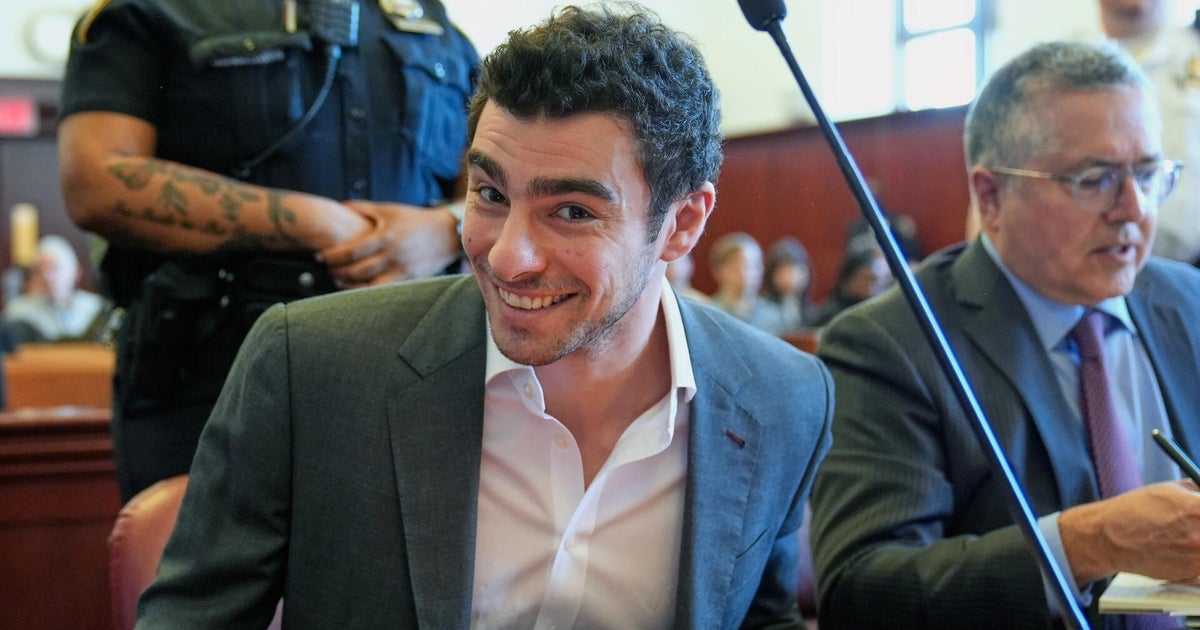 Why Luigi Mangione's legal team is not pursuing psychiatric a defense in his New York murder trial