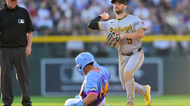 Pittsburgh Pirates v Colorado Rockies 