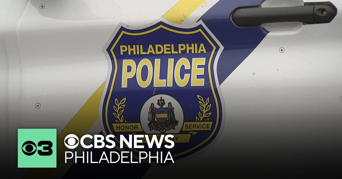2 dead after separate crashes in Philadelphia on Saturday, police say