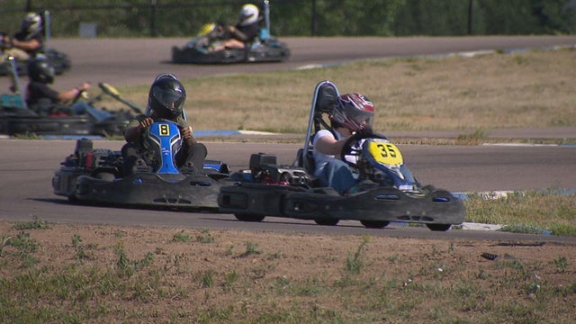 kart-racing-for-heroes-raw-ts-concatenated-131756-frame-16980.jpg 