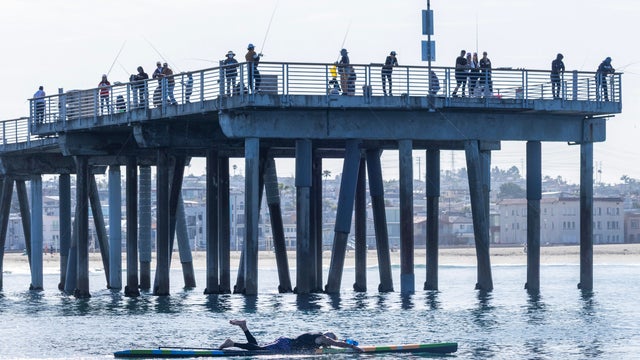 Hermosa Beach and Manhattan Beach feature photos 