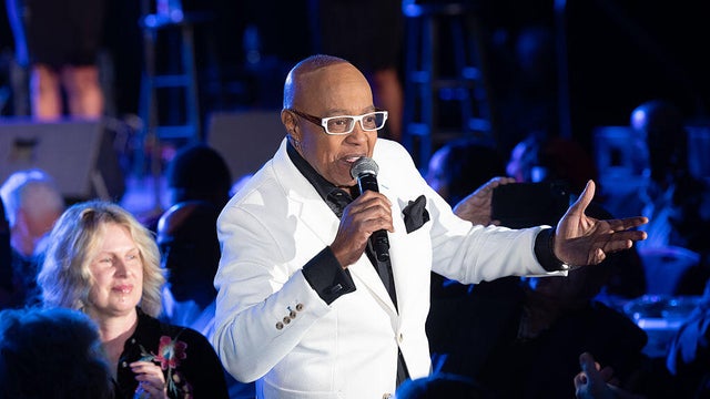 Peabo Bryson The Golden Touch Tour - Warren, MI 