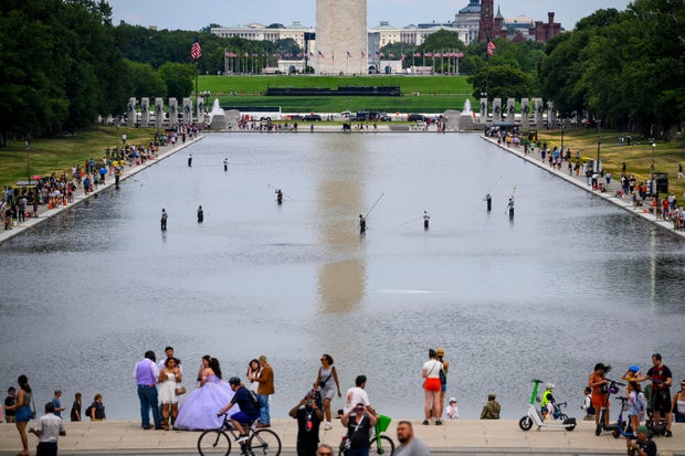 REFLECTING POOL 