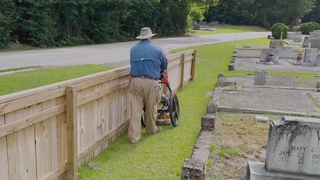 fence.jpg 
