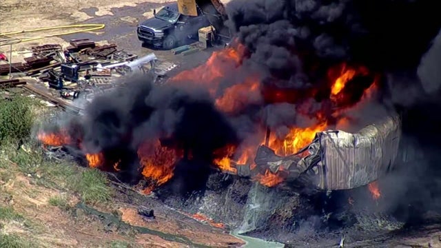 toc-062326-chopper-south-tarrant-county-fire.jpg 