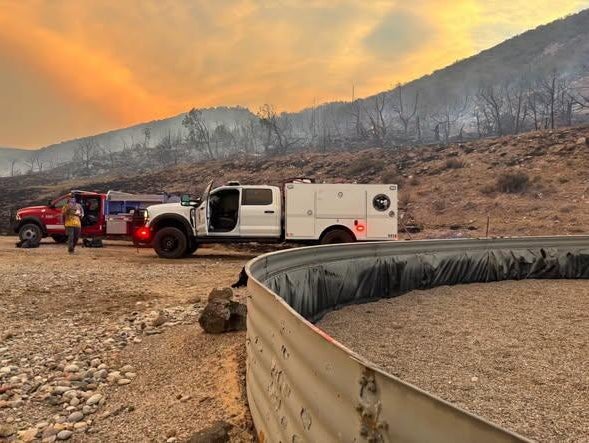 624-dry-creek-fire-2-colorado-river-fire-rescue.jpg 