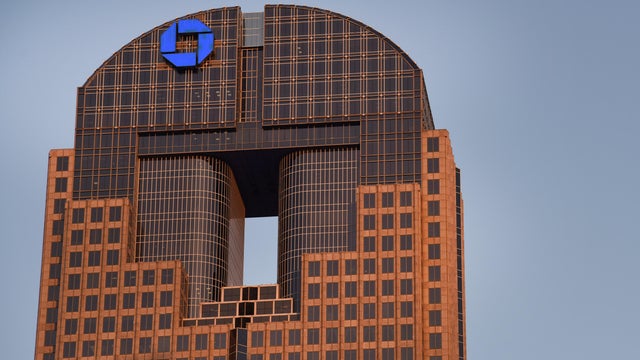 JPMorgan & Chase Co. Bank Branches Ahead Of Earnings Figures 