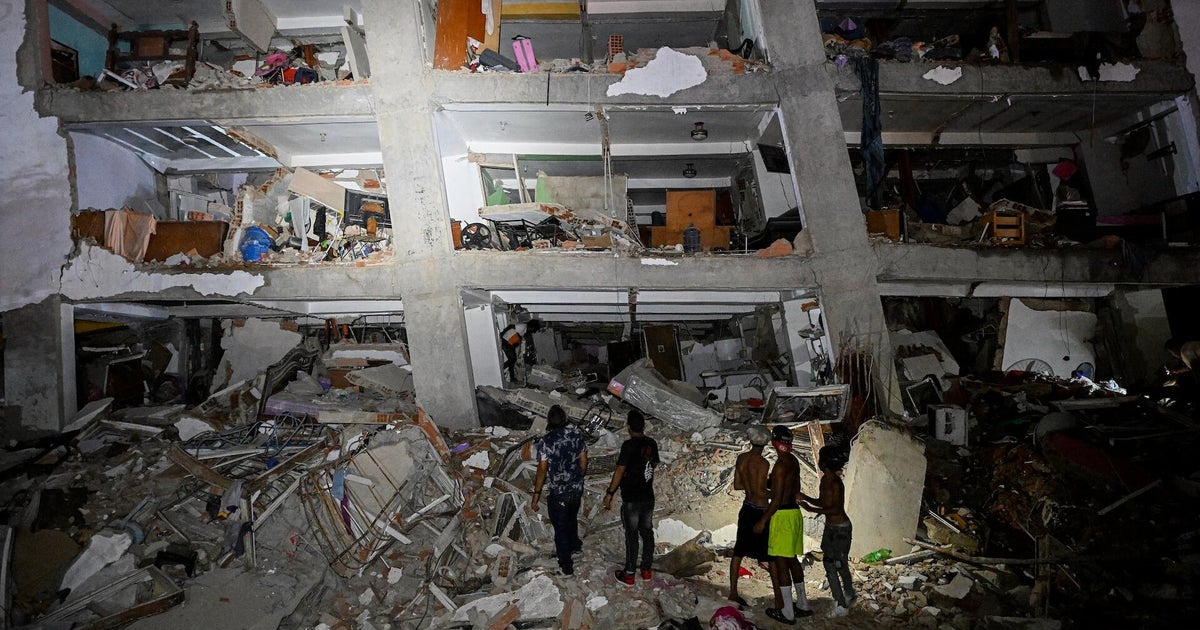 Catastrophic Venezuelan earthquakes left "no time" for evacuations, buried many and killed dozens