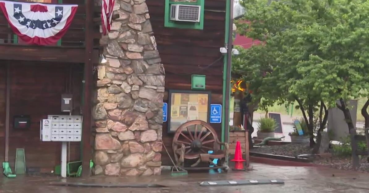 Rain causes flash flooding in parts of Evergreen