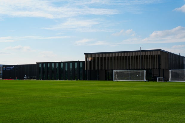 denver-summit-fc-center.jpg 