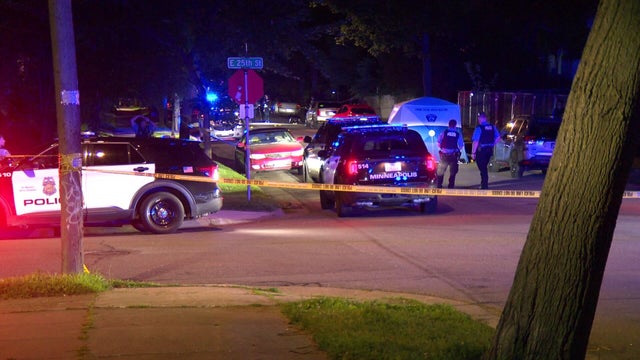 fri-raw-clinton-avenue-fatal-shooting-06262026-murphy.jpg 