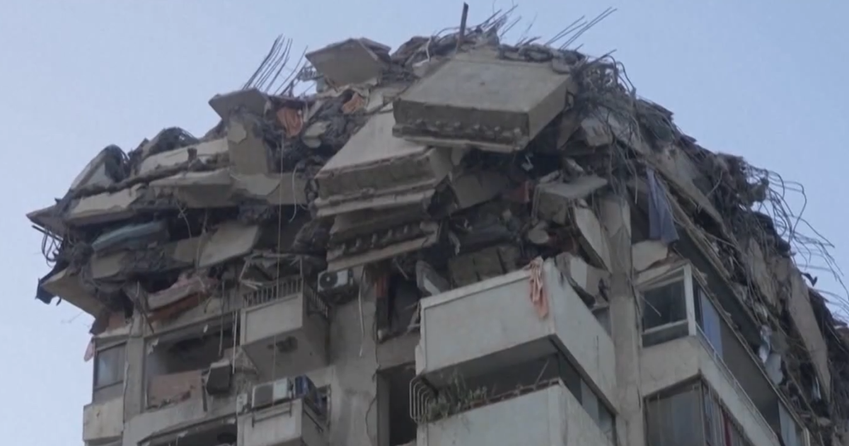 Rescue workers race against time in Venezuela after earthquakes