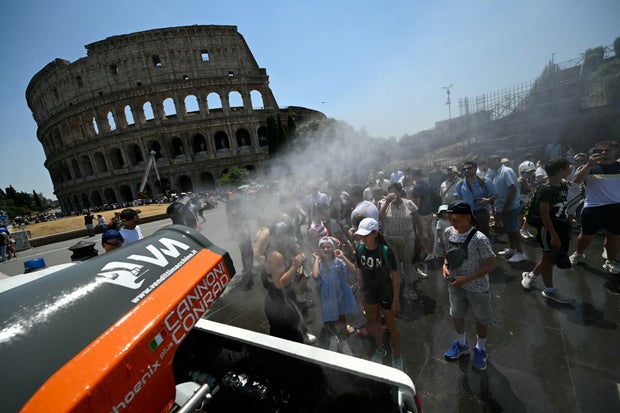 Europeans resist air conditioning, even amid rising deaths in high heat