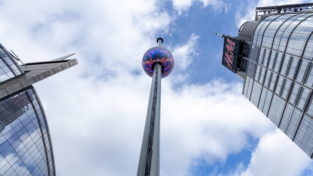 Officials Gather During Final Times Square New Year&acirc;s Eve Ball 