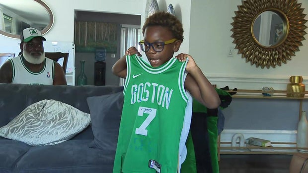 gio-jaylen-brown.jpg
