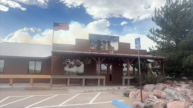 tavern.jpg 