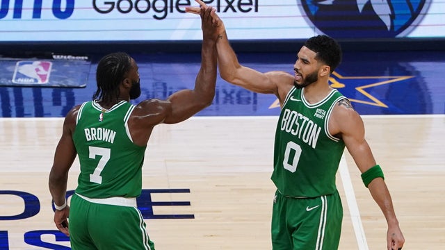 Boston Celtics v Indiana Pacers - Game Four 