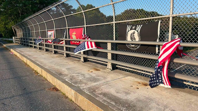 yarmouth-flags.jpg 