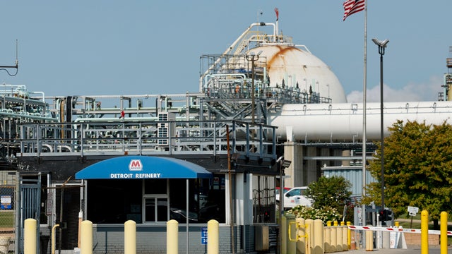 Marathon Petroleum's Detroit Refinery Workers On Strike 