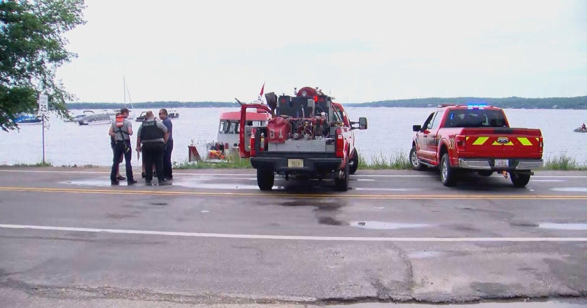 2 children who died on Geneva Lake when boat capsized ID'd by family