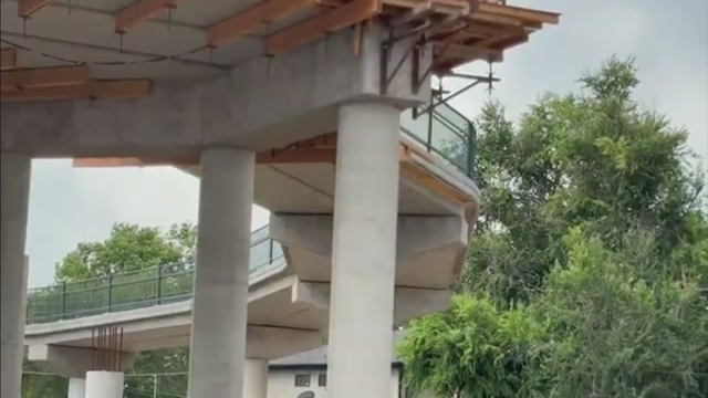 denver-overland-santa-fe-bridge-construction.png 
