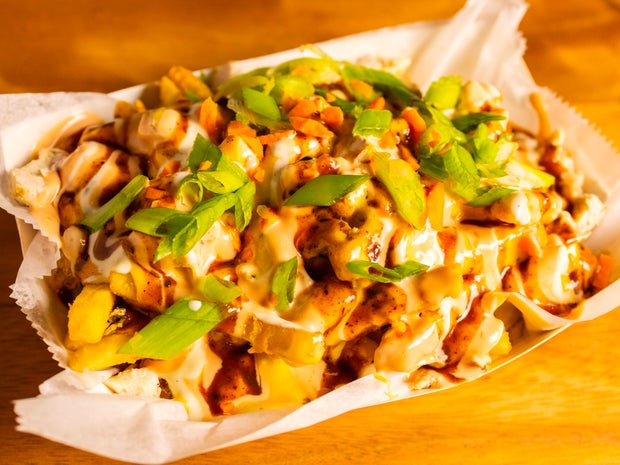 17-jamaican-jerk-chicken-loaded-fries.jpg