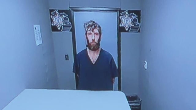 aa9b2eaac834f582ef8b3b012a3df463.jpg 