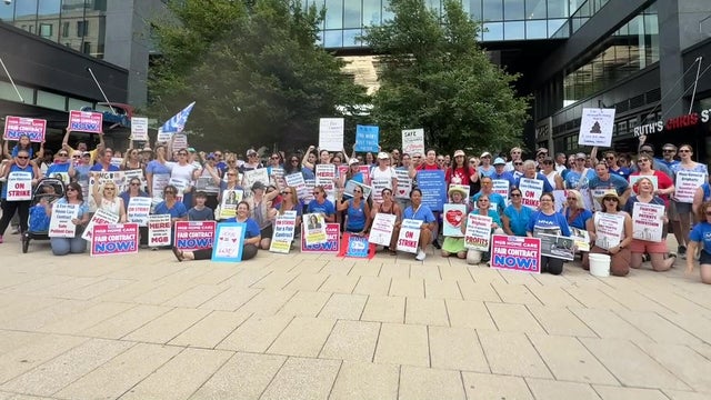 Home care workers strike 