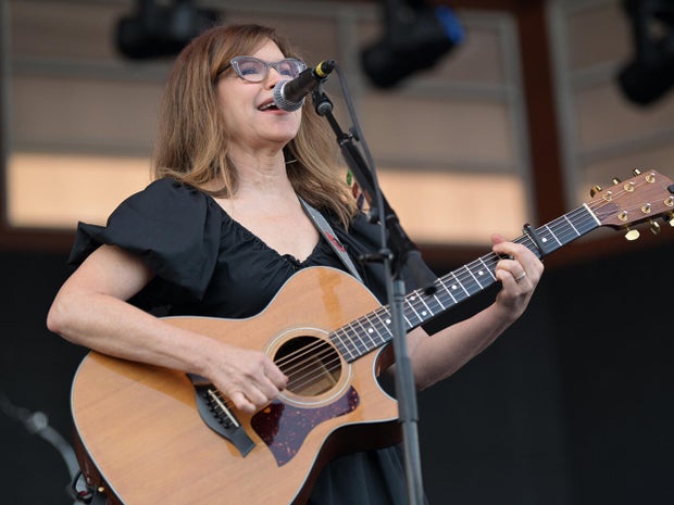 ed-spinelli-summerfest-w2d1lisaloeb02.jpg 
