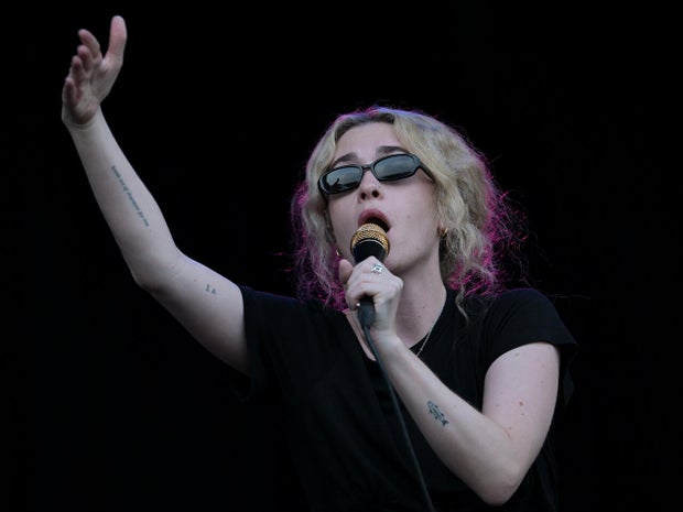 ed-spinelli-summerfest-w3d1blondshell.jpg 