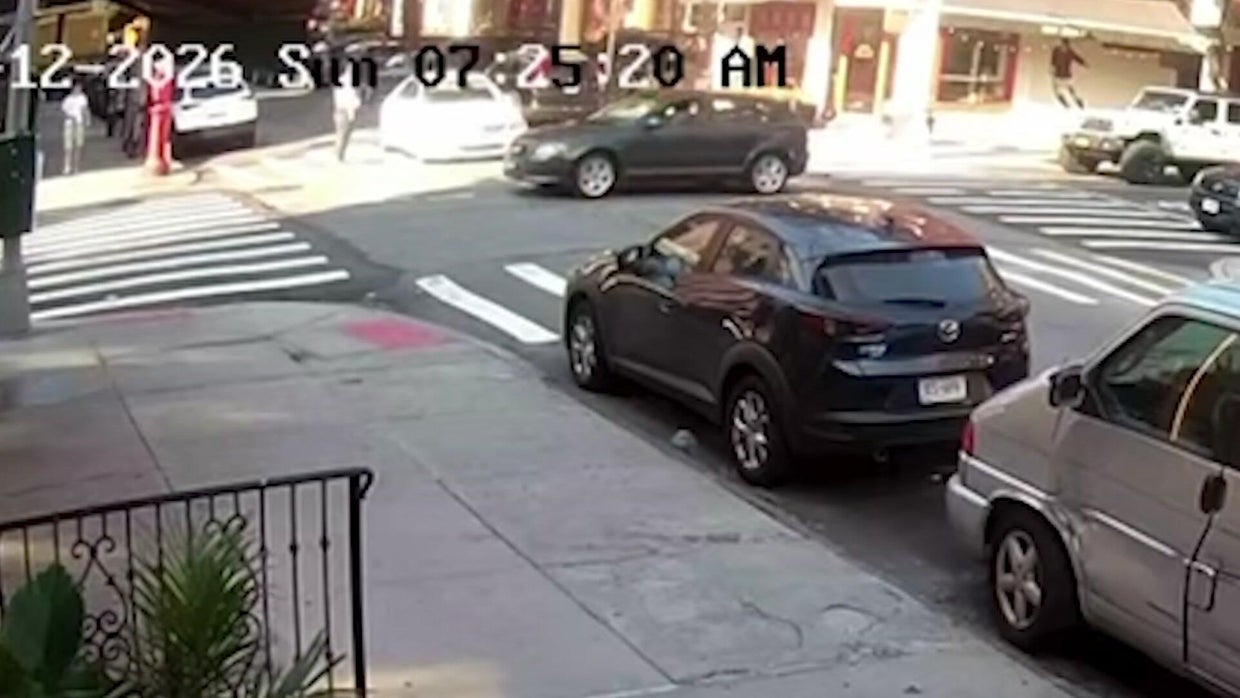 Video shows wrong-way driver cause chain-reaction crash into Brooklyn ...