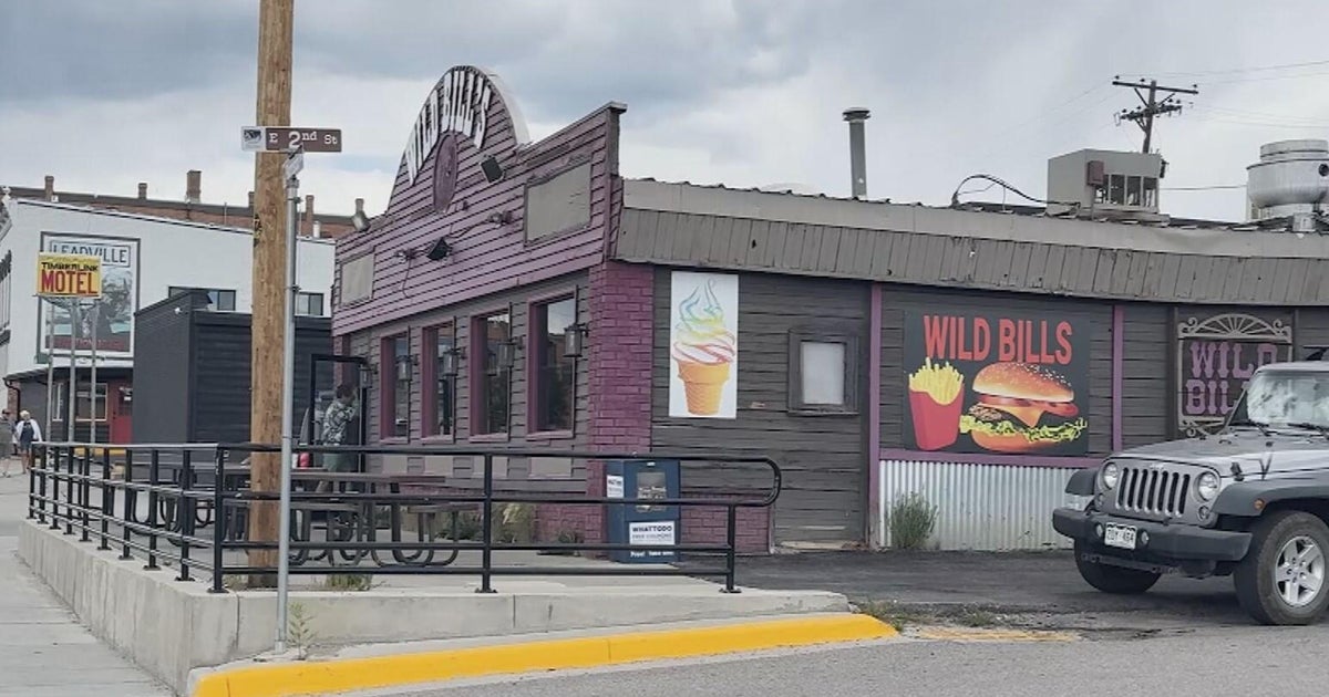 Colorado businesses support firefighters as Willow Fire grows to nearly 5,900 acres