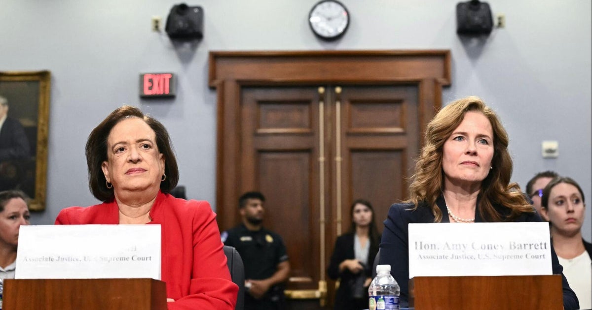 Justices Kagan and Barrett ask Congress for more Supreme Court security funding