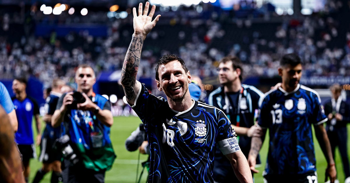 Argentina beats England to reach FIFA World Cup final