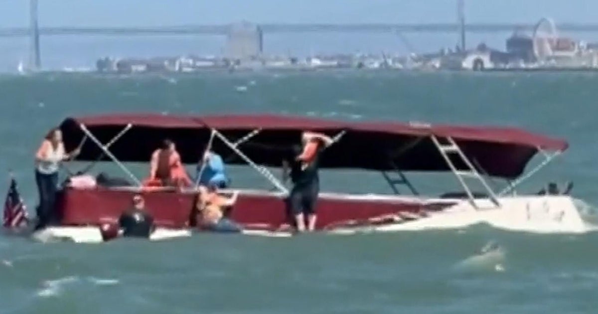 Boat capsizes in San Francisco Bay, killing 1, 3 still missing