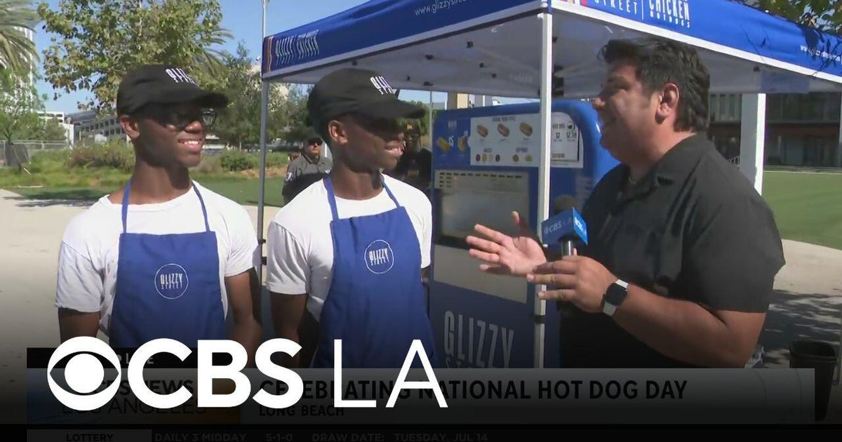 Long Beach hot dog business celebrates one year on National Hot Dog Day