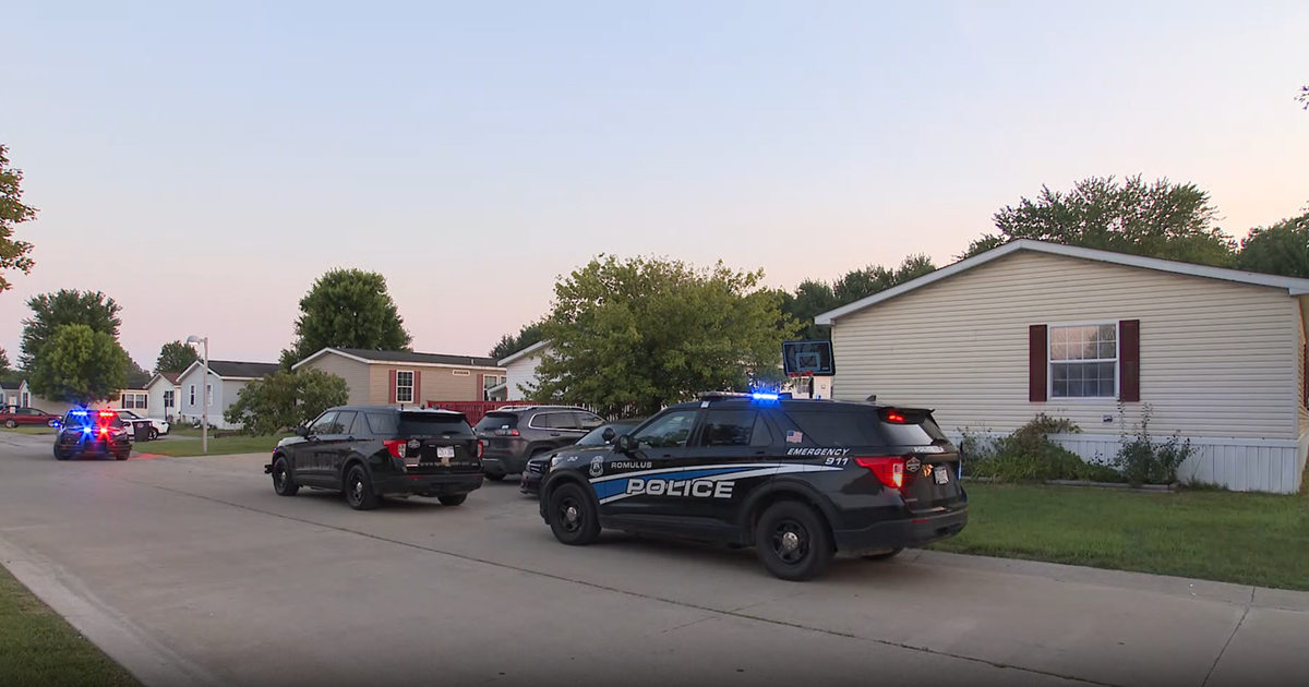 Suspect in custody after barricaded situation in Romulus