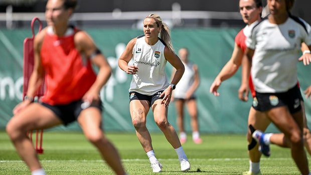 SUMMIT FC LINDSEY HEAPS 