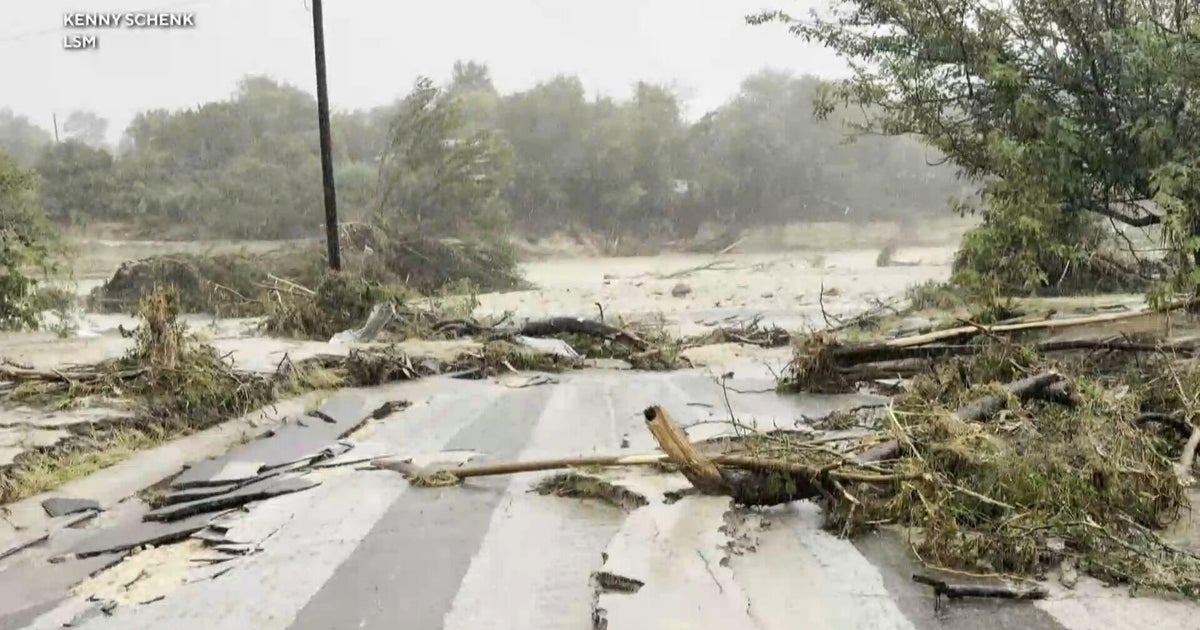 Dangerous flooding in Texas leads to more than 230 water rescues
