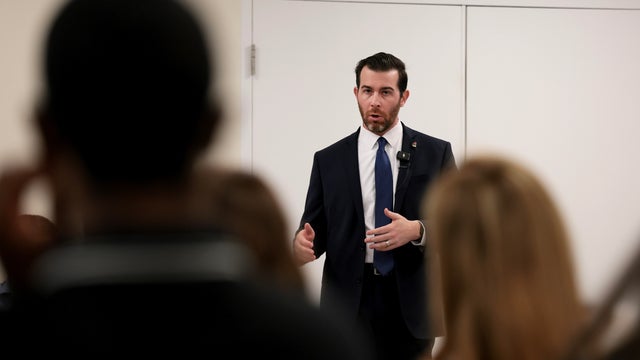 Democratic Candidate For Congress In Florida Oliver Larkin Holds Town Hall On Redistricting Map 