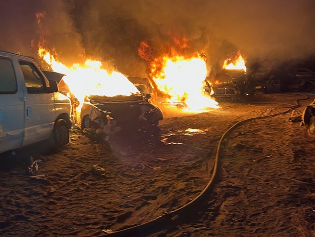 modesto-wrecking-yard-fire-2.jpg